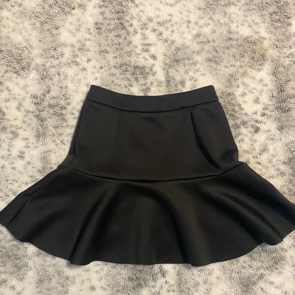 Black skirt with zipper on the back